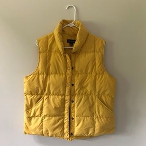 Ladies Lands End Down Vest-Size Large